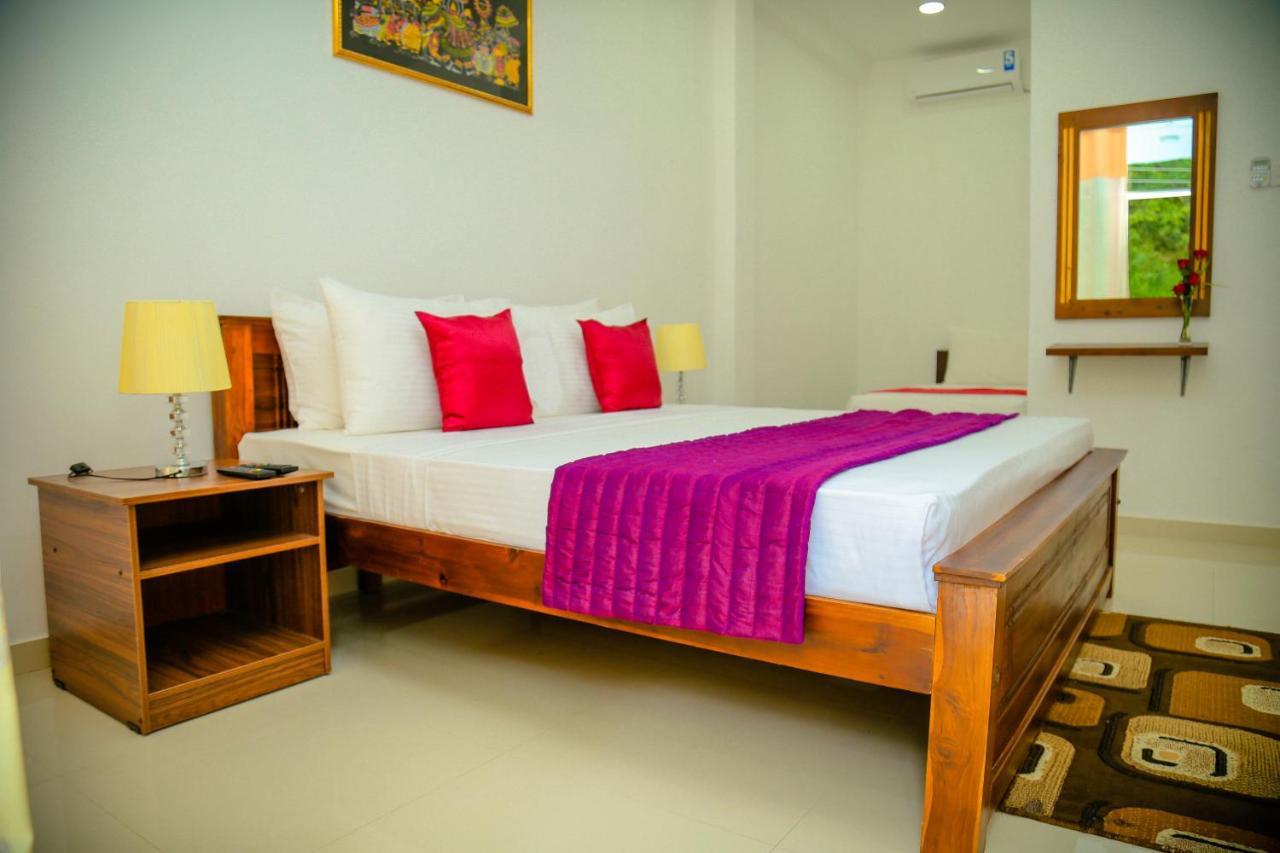 Nelinsa Residence Kandy Exterior foto